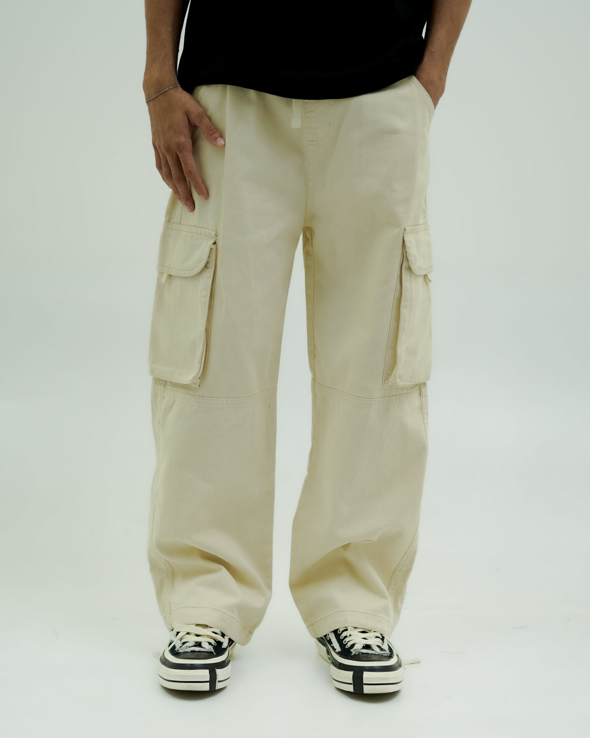 Cargos and Tracks