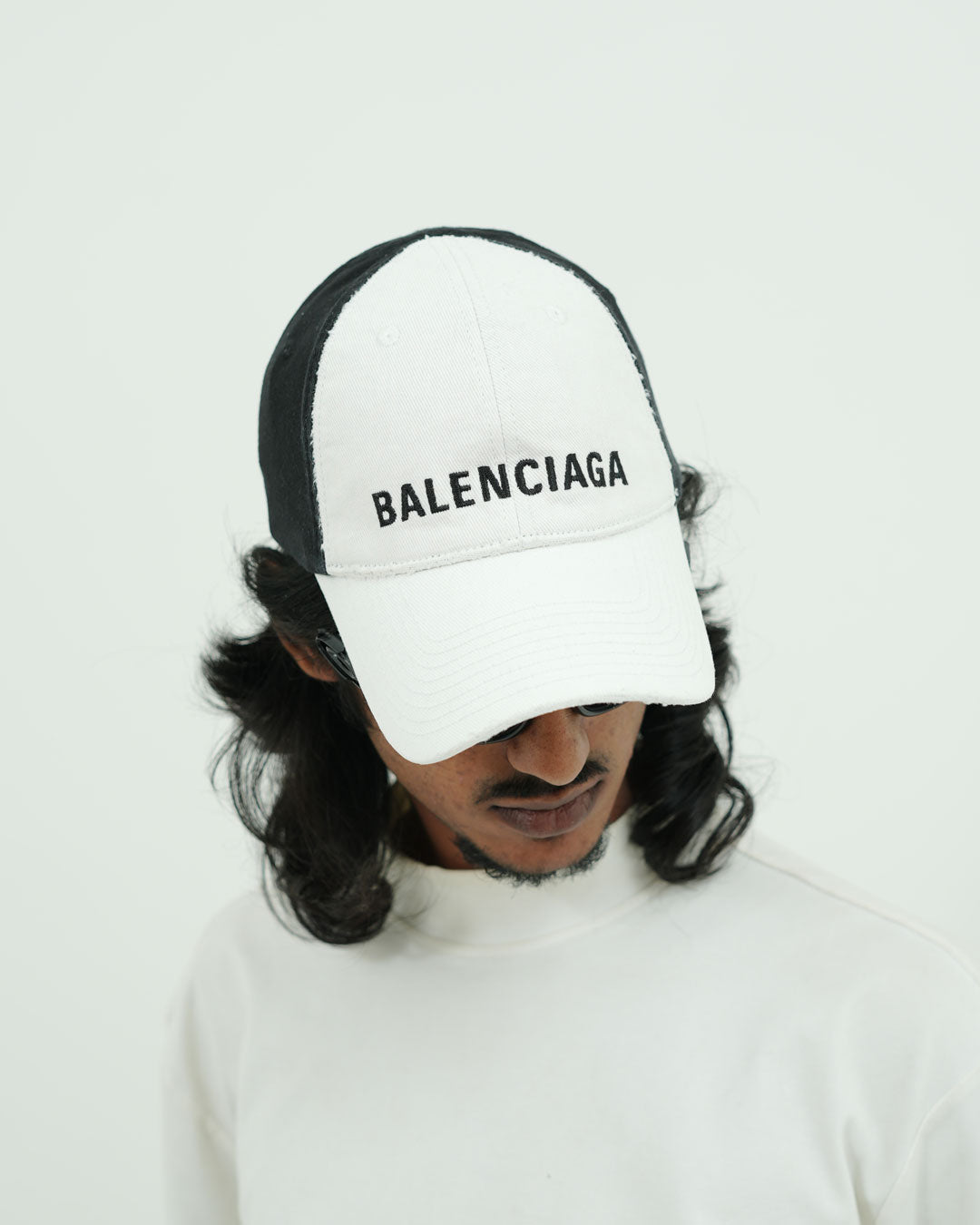 BALENCIAGA CAP 0021